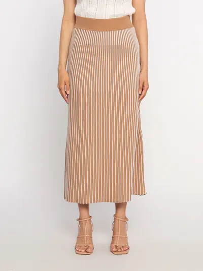 Юбка трикотажная прямого кроя из смесовой вискозы